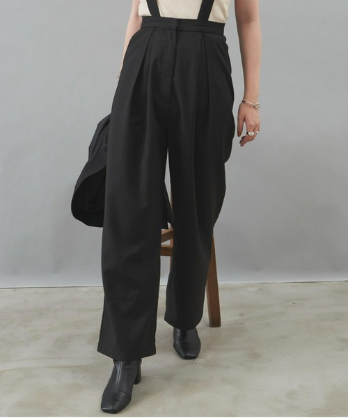 Aunt Marie's(アントマリーズ)の「タックワイドパンツ / サスペンダー(その他パンツ・レディース・ブラック/グレー・FREE)」の5枚目の写真