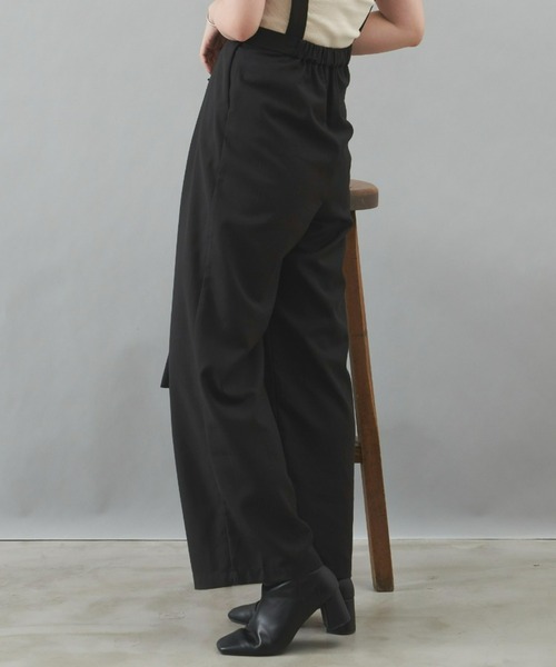 Aunt Marie's(アントマリーズ)の「タックワイドパンツ / サスペンダー(その他パンツ・レディース・ブラック/グレー・FREE)」の6枚目の写真