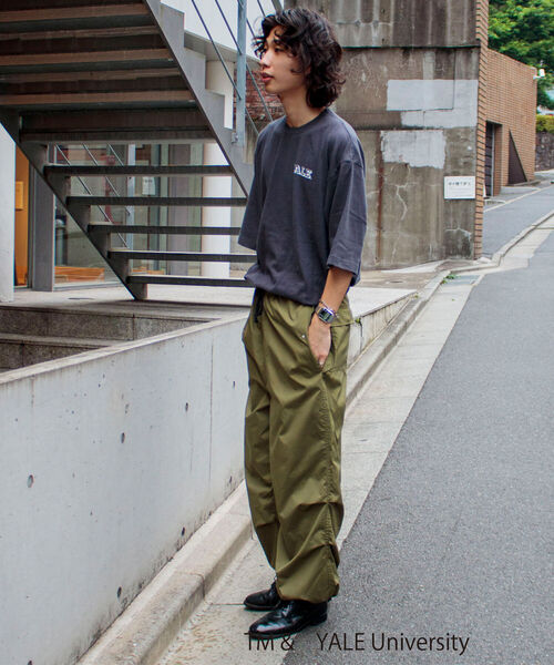GLOSTER(グロスター)の「【YALE/イェール】別注プリントTシャツ VINTAGE DYEING カレッジロゴ(Tシャツ/カットソー・メンズ・チャコールグレー/ネイビー/オフホワイト・M/L)」の10枚目の写真