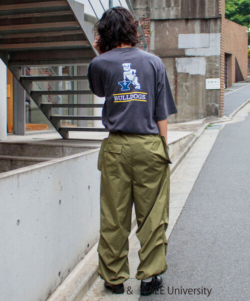 GLOSTER(グロスター)の「【YALE/イェール】別注プリントTシャツ VINTAGE DYEING カレッジロゴ(Tシャツ/カットソー・メンズ・チャコールグレー/ネイビー/オフホワイト・M/L)」の11枚目の写真