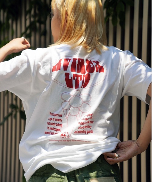 AVIREX（アヴィレックス）の「【直営店限定】PARACHUTE CAT T-SHIRT/ パラシュートキャット ティーシャツ（Tシャツ/カットソー・レディース・ホワイト/ライトブルー・FREE）」の14枚目の写真