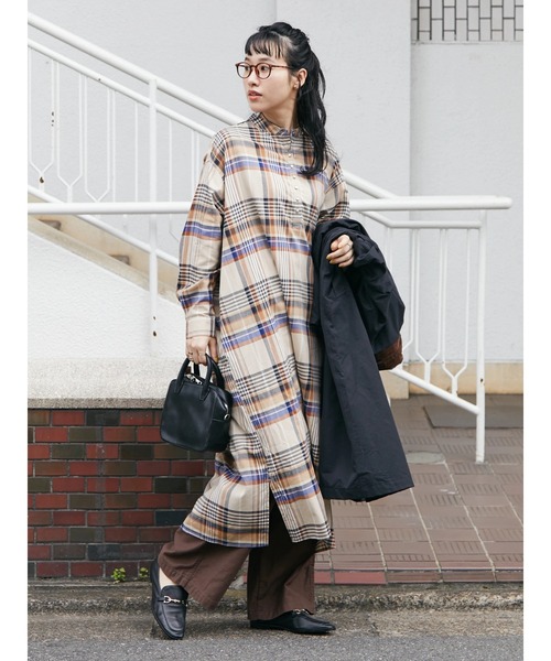 CRAFT STANDARD BOUTIQUE(クラフトスタンダードブティック)の「2WAYサロペット *◆(チノパンツ・レディース・ブラウン/カーキ・S/M/L)」の15枚目の写真