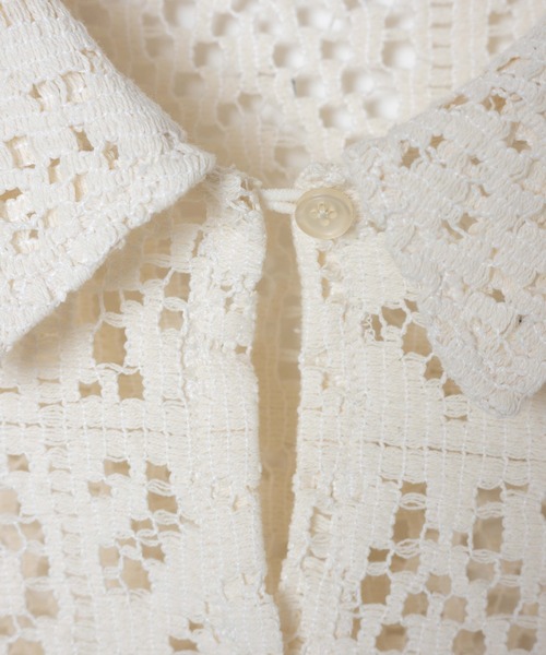 DuKKah(デュカ)の「Dukkah/【低身長向け】パッチワークレースシャツ(シャツ/ブラウス・レディース・ブラック/アイボリー・X-SMALL)」の3枚目の写真