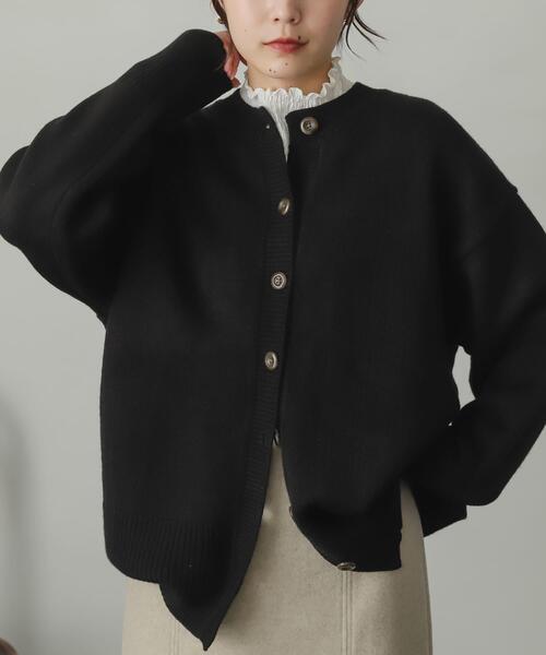 SENSE OF PLACE by URBAN RESEARCH（センスオブプレイスバイアーバンリサーチ）の「クルーネックルーズカーディガン（カーディガン/ボレロ・レディース・ライトブルー/ピンク/イエロー/ブラック/アイボリー/グリーン/オレンジ/パープル/ブラック系その他/モカ・ONE）」の4枚目の写真