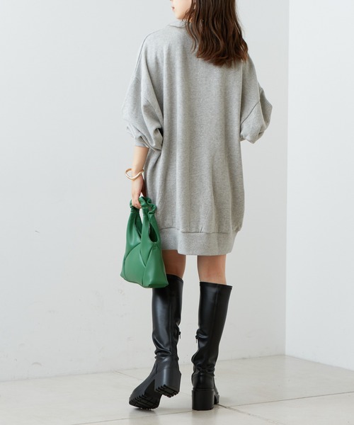 Chico（チコ）の「【2022AW】胸刺繍ルーズスウェット（スウェット・レディース・アイボリー/ブラック/グレー・FREE）」の18枚目の写真