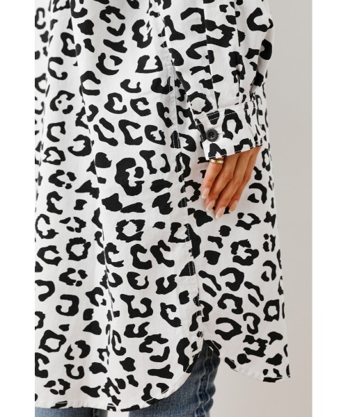 RODEO CROWNS WIDE BOWL（ロデオクラウンズワイドボウル）の「パターンフードロゴミリタリーシャツワンピースWL（シャツワンピース・レディース・ホワイト系その他・FREE）」の10枚目の写真