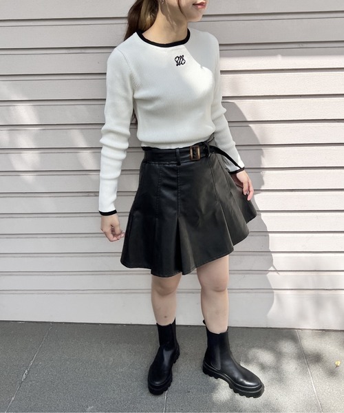 one way(ワンウェイ)の「配色リブ刺繍ロゴニット(ニット/セーター・レディース・ブラック/ライトピンク/ホワイト・FREE)」の7枚目の写真