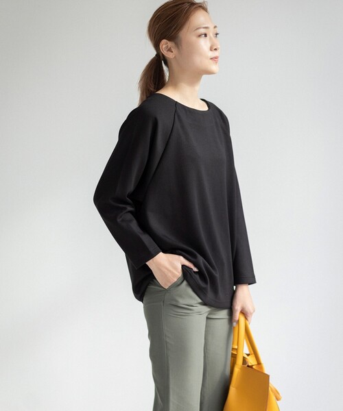 THE SHOP TK (ザ ショップ ティーケー )の「◆【オンオフ対応】サイドタックプルオーバー(Tシャツ/カットソー・レディース・グリーン/ダークブラウン/ブラック/ナチュラル・LL/L/M/S)」の9枚目の写真