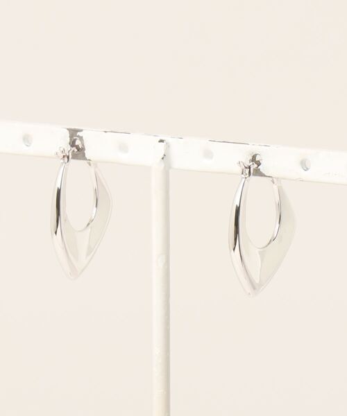 AGLAIA(アグライアー)の「GEOMETRY NUANCE PIERCE シルバー(ピアス(両耳用)・レディース・モカ・ONE SIZE)」の2枚目の写真