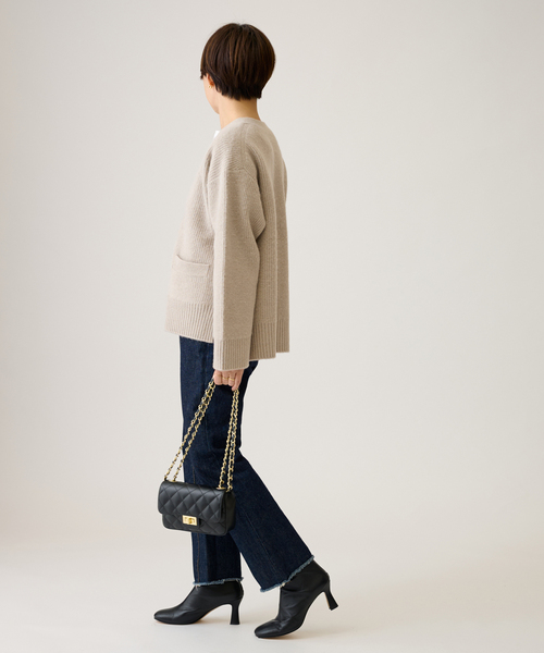 journal standard L'essage(ジャーナルスタンダードレサージュ)の「パールボタンカーディガン(カーディガン/ボレロ・レディース・ベージュ/チャコールグレー・FREE)」の13枚目の写真