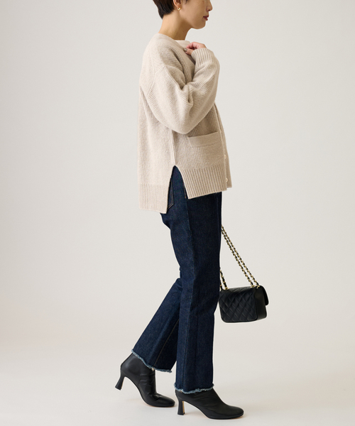 journal standard L'essage(ジャーナルスタンダードレサージュ)の「パールボタンカーディガン(カーディガン/ボレロ・レディース・ベージュ/チャコールグレー・FREE)」の15枚目の写真
