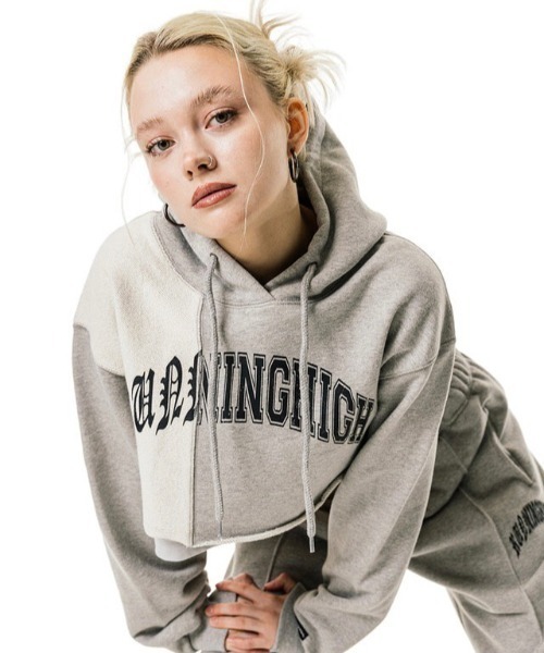runningHIGH/ランニングハイ】ARCH LOGO LAYERED CROP HOODIE ...