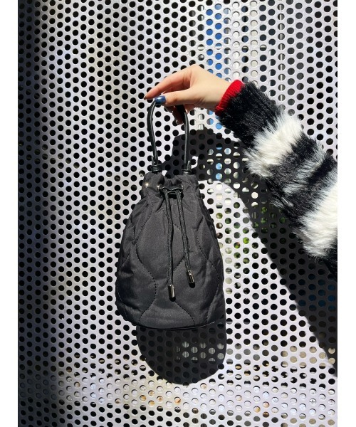 Narcissus（ナルシス）の「【Narcissus】キルティングクロスバッグ（ショルダーバッグ・レディース・ブラック/ブルー・FREE）」の15枚目の写真