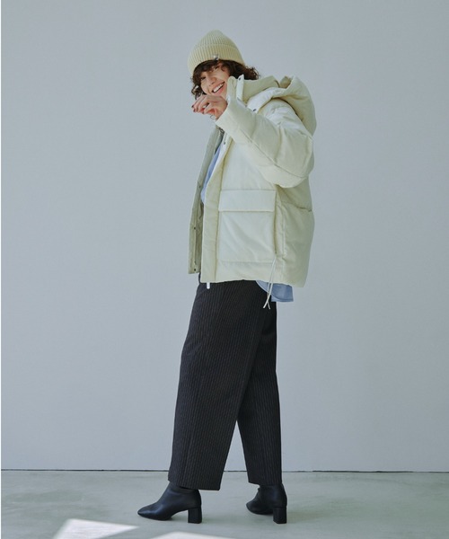 HELLY HANSEN（ヘリーハンセン）の「【emmi×HELLY HANSEN】ARENDAL DOWN JK（ダウンジャケット/コート・レディース・ホワイト・MEDIUM/LARGE）」の3枚目の写真