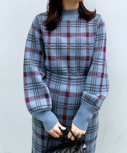 OPAQUE.CLIP（オペークドットクリップ）の「◆チェックジャカードニット（ニット/セーター・レディース・ネイビー系1/ブルー系6・38）」の2枚目の写真