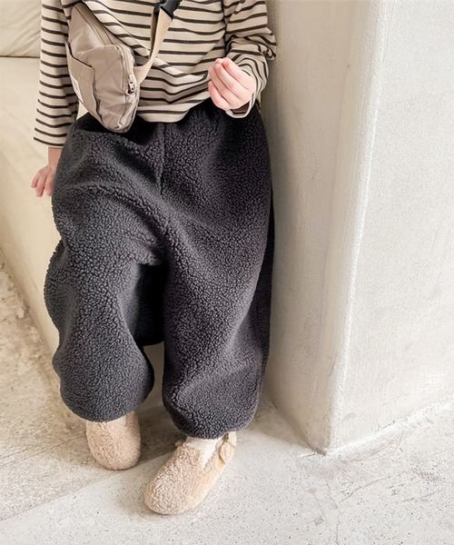 aimoha（アイモハ）の「【aimoha-KIDS-】子供服 モコモコボア裏フリーススウェットパンツ（スウェットパンツ・キッズ・ライトベージュ/ダークグレー・80/90/100/110/120/130）」の9枚目の写真