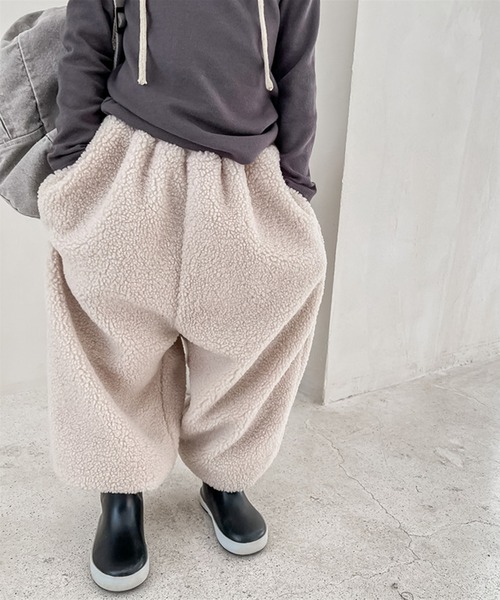 aimoha（アイモハ）の「【aimoha-KIDS-】子供服 モコモコボア裏フリーススウェットパンツ（スウェットパンツ・キッズ・ライトベージュ/ダークグレー・80/90/100/110/120/130）」の15枚目の写真