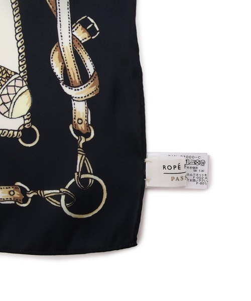 ROPE' PICNIC（ロペピクニック）の「リング付きビンテージライク柄リサイクルポリエステルスカーフ（バンダナ/スカーフ・レディース・ラベンダー/ネイビー/ブルー系その他4・FREE）」の11枚目の写真