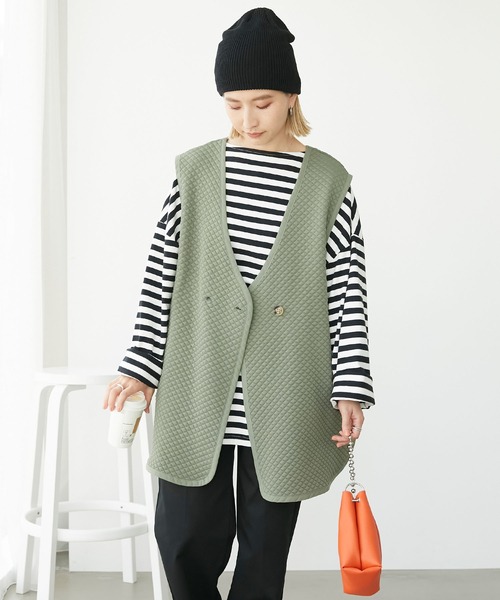 Chaco closet（チャコ クローゼット）の「キルティングジャガード ダブルボタン ミドル丈ジレ（ベスト・レディース・モカ/カーキ/アイボリー/ブラック・FREE）」の20枚目の写真