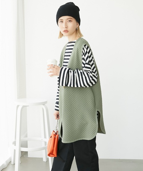 Chaco closet（チャコ クローゼット）の「キルティングジャガード ダブルボタン ミドル丈ジレ（ベスト・レディース・モカ/カーキ/アイボリー/ブラック・FREE）」の19枚目の写真