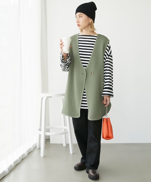 Chaco closet（チャコ クローゼット）の「キルティングジャガード ダブルボタン ミドル丈ジレ（ベスト・レディース・モカ/カーキ/アイボリー/ブラック・FREE）」の17枚目の写真