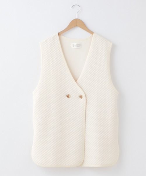 Chaco closet（チャコ クローゼット）の「キルティングジャガード ダブルボタン ミドル丈ジレ（ベスト・レディース・モカ/カーキ/アイボリー/ブラック・FREE）」の15枚目の写真