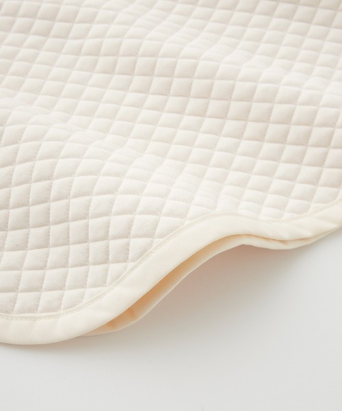 Chaco closet（チャコ クローゼット）の「キルティングジャガード ダブルボタン ミドル丈ジレ（ベスト・レディース・モカ/カーキ/アイボリー/ブラック・FREE）」の8枚目の写真