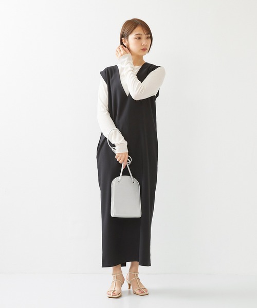 menue（メヌエ）の「スクエアトゥ華奢ストラップサンダル（サンダル・レディース・グレイッシュベージュ/キャメル/アイボリー/ブラック・3L/L/M/XS/LL/S）」の20枚目の写真