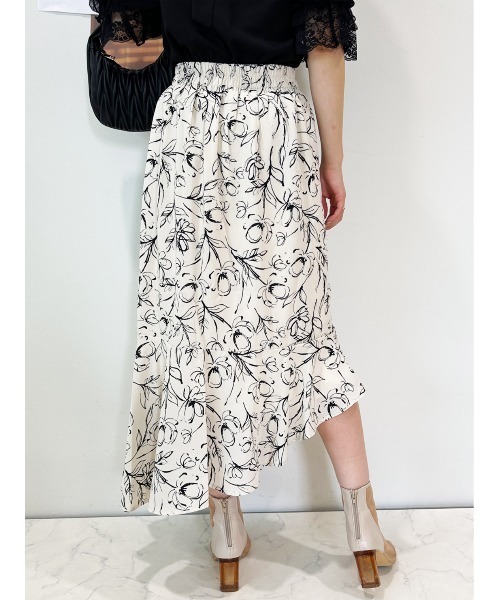CECIL McBEE(セシルマクビー)の「フラワープリントアシンメトリーマーメイドスカート(スカート・レディース・ブラック/アイボリー/ベージュ・MEDIUM)」の11枚目の写真