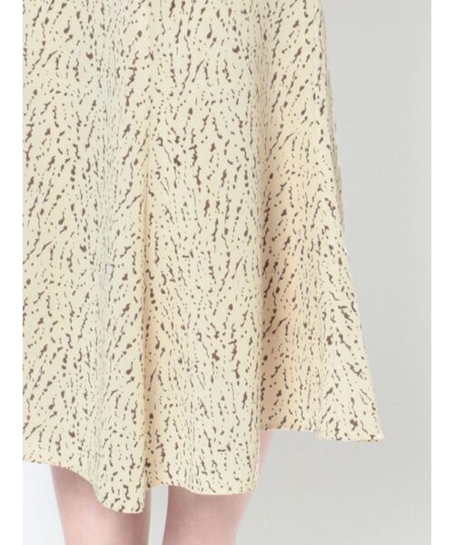 LAGUNAMOON(ラグナムーン)の「バイカラーパターンスクエアネックワンピース(ワンピース・レディース・ブラック/クリーム・SMALL/MEDIUM)」の7枚目の写真