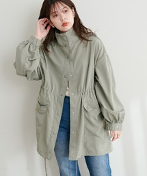 スタンドカラーボリュームマンパ