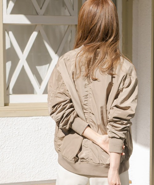 URBAN RESEARCH Sonny Label（アーバンリサーチサニーレーベル）の「リバーシブルMA-1ブルゾン（MA-1・レディース・ブラウン系その他/ベージュ系その他/グリーン系その他・FREE）」の7枚目の写真
