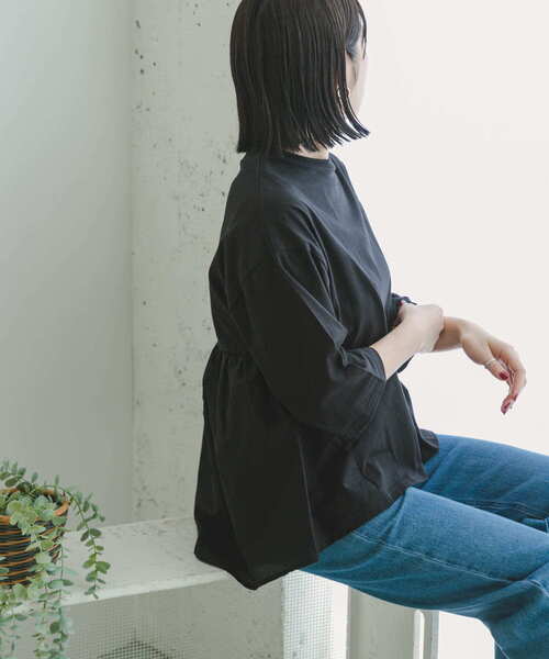 ITEMS URBANRESEARCH（アイテムズ アーバンリサーチ）の「バックギャザーTシャツ（Tシャツ/カットソー・レディース・チャコールグレー/ホワイト/ブラック/グレー系その他・FREE）」の15枚目の写真