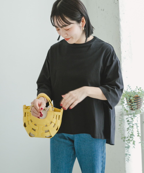 ITEMS URBANRESEARCH（アイテムズ アーバンリサーチ）の「バックギャザーTシャツ（Tシャツ/カットソー・レディース・チャコールグレー/ホワイト/ブラック/グレー系その他・FREE）」の16枚目の写真