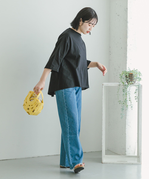 ITEMS URBANRESEARCH（アイテムズ アーバンリサーチ）の「バックギャザーTシャツ（Tシャツ/カットソー・レディース・チャコールグレー/ホワイト/ブラック/グレー系その他・FREE）」の21枚目の写真