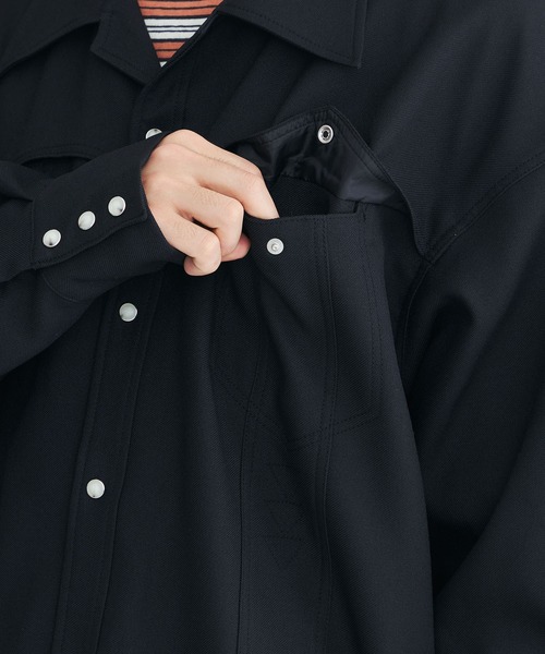 FACCIES（ファチーズ）の「【FACCIES/ファッチーズ】Wt Mix Dry Twill Sh（シャツ/ブラウス・メンズ・グリーン/ブラック・1/2）」の13枚目の写真