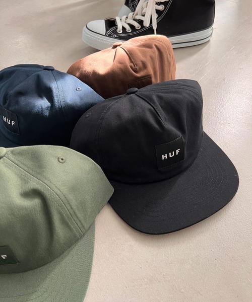 HUF(ハフ)の「HUF(ハフ)/ボックスロゴ スナップバック キャップ/HUF SET BOX SNAPBACK(キャップ・メンズ・ブラック/ネイビー/ブラウン/グリーン/キャメル/ワインレッド/アイボリー・FREE)」の11枚目の写真