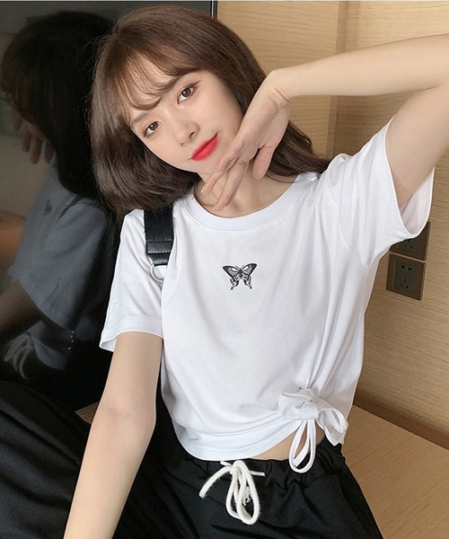 shopnikoniko(ショップニコニコ)の「バタフライ クロップド丈 Tシャツ ショート丈(Tシャツ/カットソー・レディース・ブラック/ホワイト・フリー)」の5枚目の写真