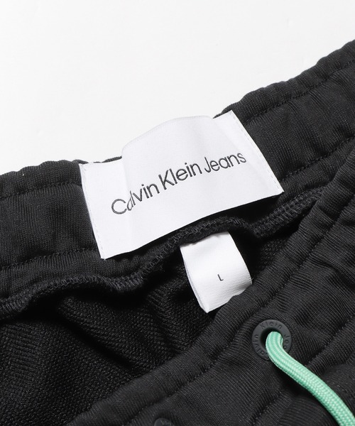 Calvin Klein(カルバン・クライン)の「Calvin Klein/カルバンクライン A-SEASONAL MNGM HWK SHORTS ショーツ スウエットパンツ(その他パンツ・メンズ・オフホワイト/ブラック/グリーン・L/M/XL)」の15枚目の写真