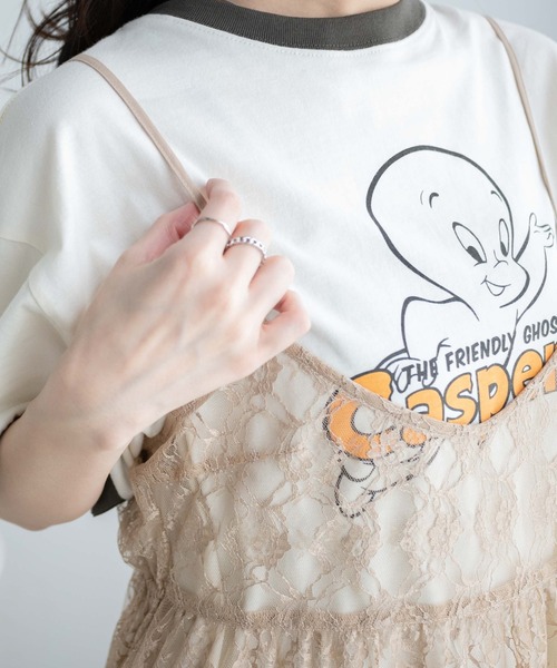 WEGO（ウィゴー）の「WEGO/フラワーレースキャミワンピース（ワンピース・レディース・ベージュ/ブラック・FREE）」の4枚目の写真