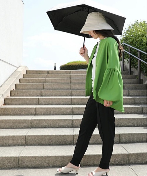 and it_（アンドイット）の「THE5 スクエアオープントゥヒールサンダル（サンダル・レディース・ブラック/ベージュ/グリーン・LL/S/L/M）」の8枚目の写真