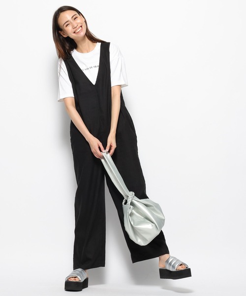 FOREVER 21（フォーエバー トゥエンティーワン）の「アソートサロペット（サロペット/オーバーオール・レディース・ブラック・FREE）」の12枚目の写真