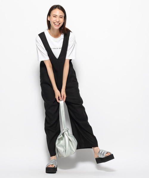FOREVER 21（フォーエバー トゥエンティーワン）の「アソートサロペット（サロペット/オーバーオール・レディース・ブラック・FREE）」の13枚目の写真