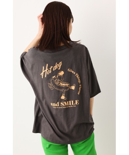 RODEO CROWNS WIDE BOWL（ロデオクラウンズワイドボウル）の「Hot dog gives Tシャツ（Tシャツ/カットソー・レディース・ホワイト/チャコールグレー/ライトイエロー・FREE）」の7枚目の写真