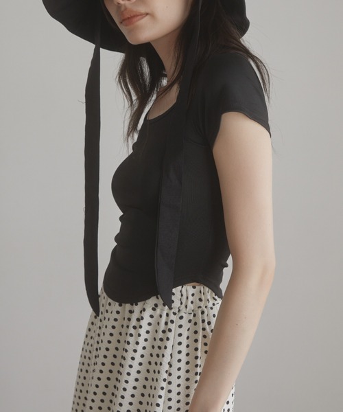 ACYM（アシーム）の「Round cut mini Tシャツ（Tシャツ/カットソー・レディース・ホワイト/ベージュ/ブラック・FREE）」の10枚目の写真