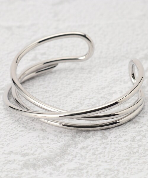 SHOO・LA・RUE（シューラルー）の「◆クロスバングル（ブレスレット・レディース・シルバー/ゴールド・00）」の5枚目の写真