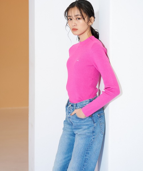 Levi's(リーバイス)の「Levi's/リーバイス クルーネック リブニット ピンク ROSE VIOLET(ニット/セーター・レディース・レッド・XS/S/M/L)」の9枚目の写真