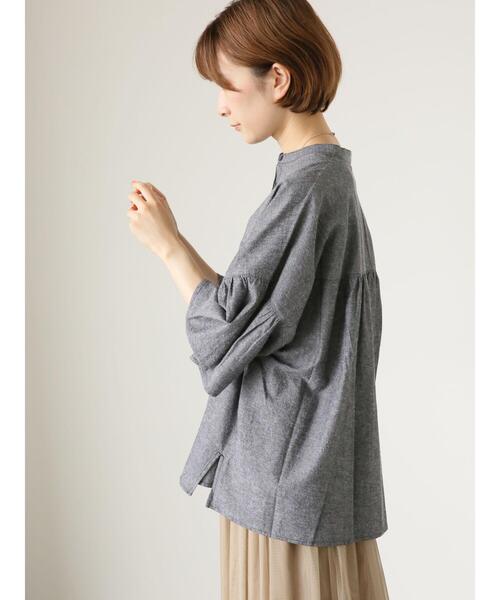 Samansa Mos2 blue(サマンサモスモスブルー)の「◎ダンガリー袖フレアブラウス(シャツ/ブラウス・レディース・ブラック/ネイビー/オフホワイト・F)」の14枚目の写真