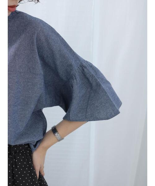 Samansa Mos2 blue(サマンサモスモスブルー)の「◎ダンガリー袖フレアブラウス(シャツ/ブラウス・レディース・ブラック/ネイビー/オフホワイト・F)」の16枚目の写真