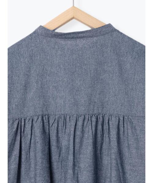 Samansa Mos2 blue(サマンサモスモスブルー)の「◎ダンガリー袖フレアブラウス(シャツ/ブラウス・レディース・ブラック/ネイビー/オフホワイト・F)」の17枚目の写真